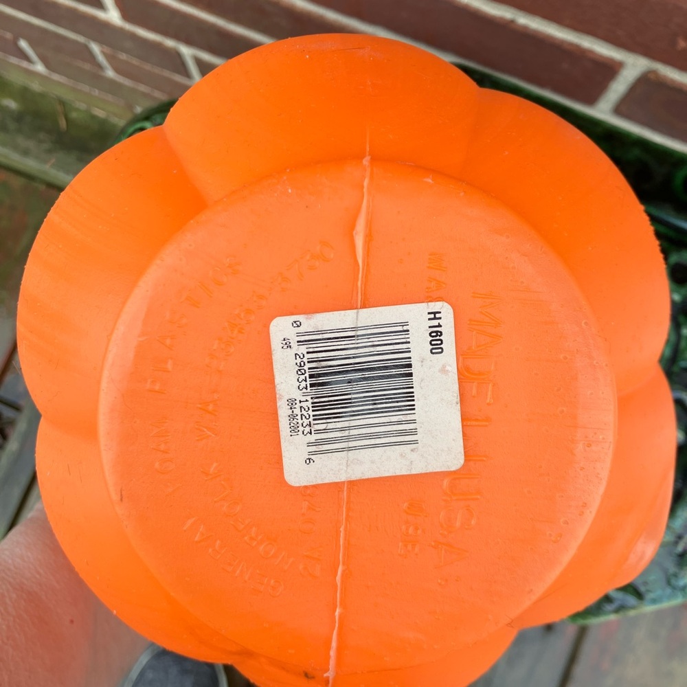 Vintage 6" Halloween ๐ Jack o Lantern boo bucket by General Foam deadstock - Picture 4 of 4